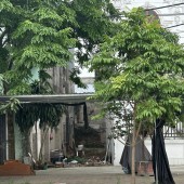 Cc gửi bán lô đất gần 50m2, tk1, mặt đường Nguyễn Anh Trỗi, giáp tt Chúc Sơn, vỉa hè rộng mênh mông, kinh doanh sầm uất, giá nhỉnh 2 tỷ